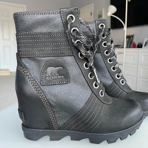 Sorel Lexie Wedge Boots Womens Size 6 Shoes Black Leather Booties NL3046-010